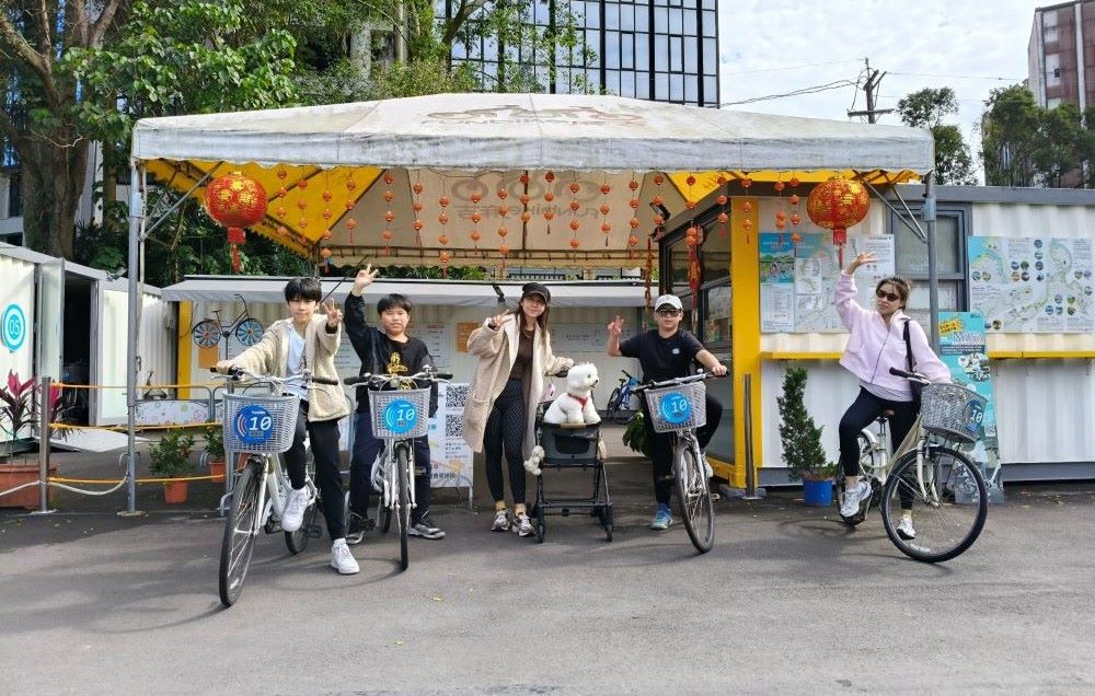 《圖說》新北河濱公園自行車租借站提供租借使用，民眾可方便在河濱騎腳踏車。〈高灘處提供〉