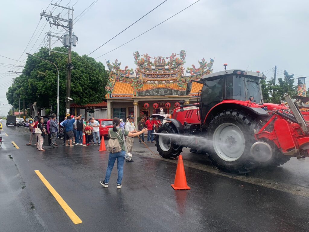 農耕機清洗再上路 屏縣府鎖定熱區加強稽查 1 E59C965E38081E8BEB2E88095E6A99FE585B7E6B885E6B497E7A4BAE7AF84E4BD9CE6A5AD 0 1024x768 1