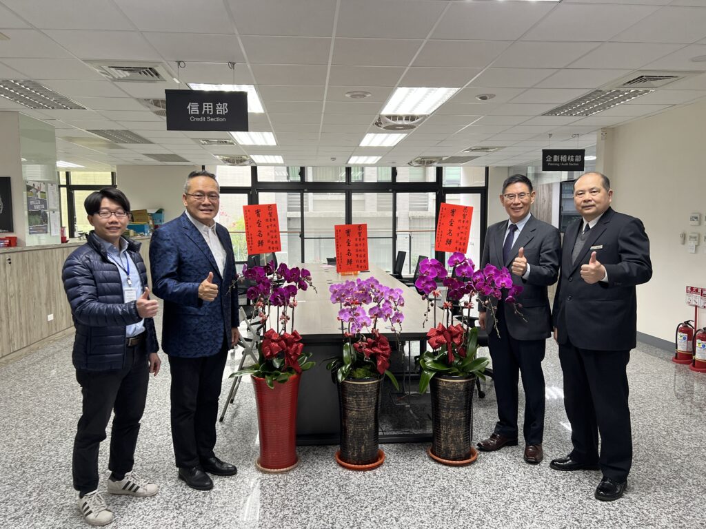 市議員換跑道 陳成添當選台中地區農會理事長 2 F8ECBB78 1F94 4456 BF9E E0350AA645A8 1024x768 1