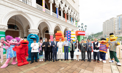 一眾主禮嘉賓周二參觀在澳門威尼斯人舉行的特展──《快樂之泉多巴胺》。 一眾主禮嘉賓周二參觀在澳門威尼斯人舉行的特展──《快樂之泉多巴胺》。