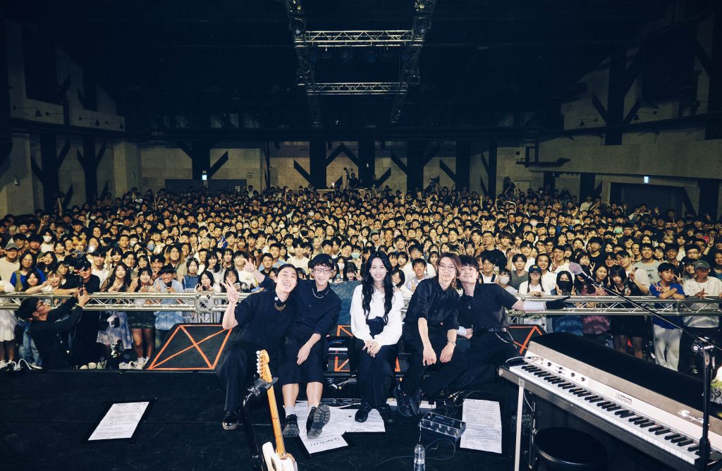 粉絲激動昏倒!163braces高雄場秒喊卡救援 五千萬點閱創作者溫柔守護感動全場 1 S 13025372