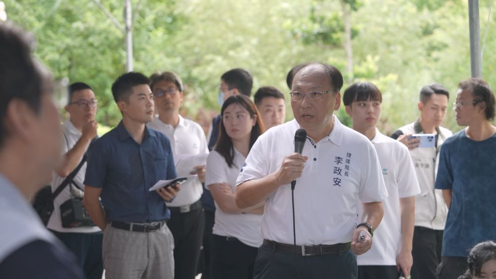 《圖說》捷運局長李政安簡報說明。〈捷運局提供〉