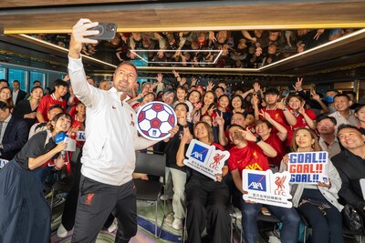 利物浦球員及名宿獨家見面會於 7 月 22 日舉行，員工和嘉賓與一線球員和球隊名宿互動交流。