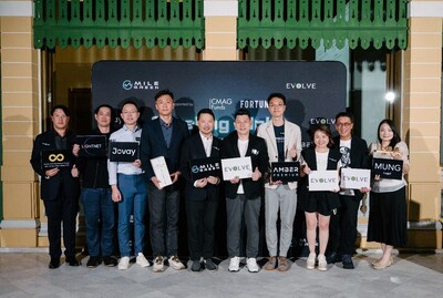 從左至右: Nupong Phornprapha, Horizon AMC 創始人及董事; Tridbodi Arunanondchai, Lightnet 聯合創始人及副主席; 戴维（David Dai），Jovay 行政總裁; 張琨（Dennis Zhang），螞蟻數科全球RWA負責人; 謝展（Chatchaval Jiaravanon)，Lightnet主席、CMAG基金創始合夥人及《財富》雜誌（FORTUNE）擁有人; 許友堅（Maverick Hui），Mile Green及EVOLVE創始人及執行主席; Wayne Huo, Amber Premium聯合創辦人兼行政總裁; 陳詠芝（Gigi Chan），盈達資本（Wonder Capital）創始人兼首席執行官及CMAG基金創始合夥人; 李卓然（Dannis Lee），Mile Green董事及CMAG基金顧問; 黃夢瑩（Monin Ung），Mung Legal 管理合伙人