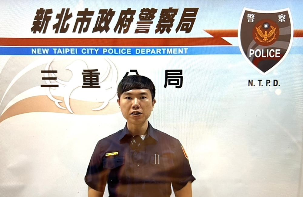 毒蟲網路高調販毒 三重警佯裝買家人贓俱獲 1 《圖說》三重所所長汪佐凌說明案由經過。〈三重分局提供〉
