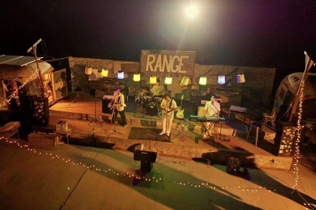 《6DAYS》正式預告曝光 DAY6試映會現場真情吐露拍攝甘苦 3 下午3.54 2025 8 12的影像 2