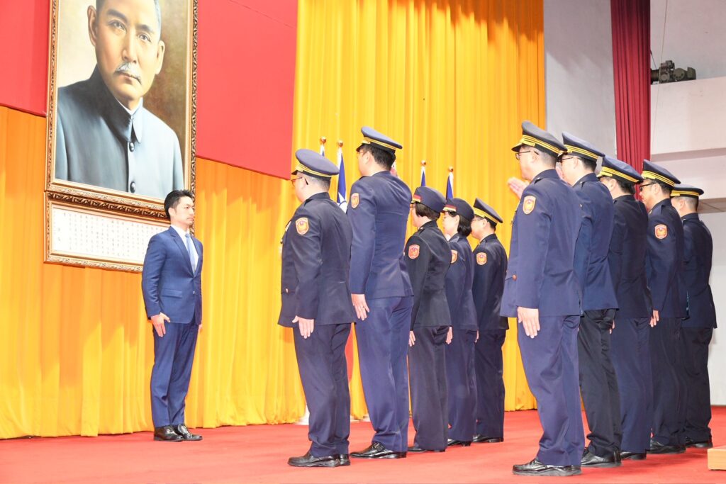 臺北市政府警察局卸 新任分局長 大隊長聯合布達交接典禮 4 四