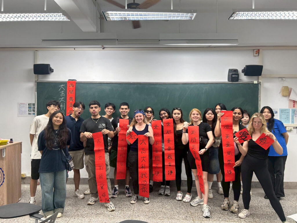 圖說一，東海外文系積極推動教學創新，將人工智慧導入語言課程，打造具科技素養與全