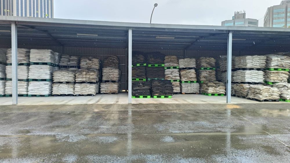 《圖說》水利局備有足夠數量之砂包，提供臨時搶險及區公所領取使用。〈水利局提供〉