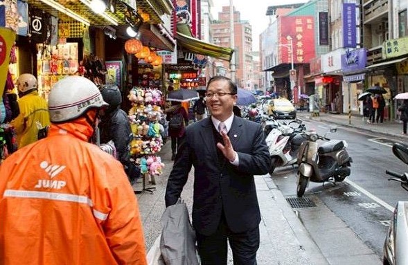 淡水模範父親陳健郎先生