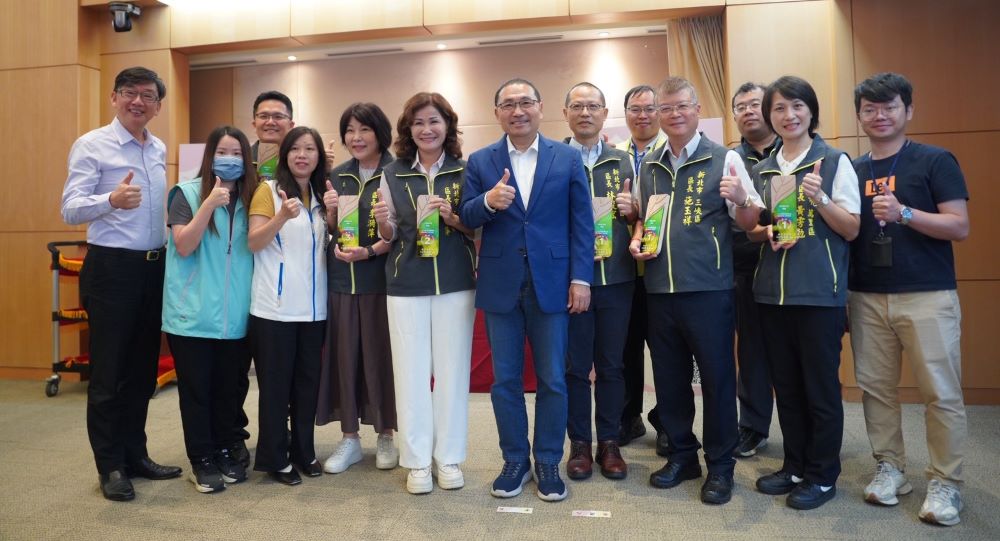 《圖說》三峽區、三芝區、深坑區、萬里區、雙溪區及泰山區入選新北市農情調查績優公所。〈農業局提供〉