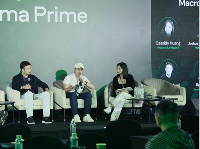 Cassidy Huang主持圓桌會議(右1) Cassidy Huang主持圓桌會議(右1)