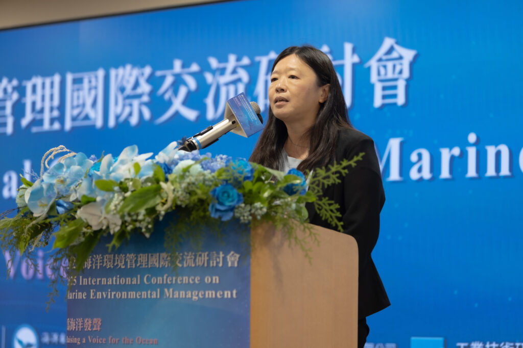 2025海洋環境管理國際交流研討會 管碧玲:臺灣守護海洋啟航邁向國際 3 圖3.海洋保育署陸曉筠署長致詞照