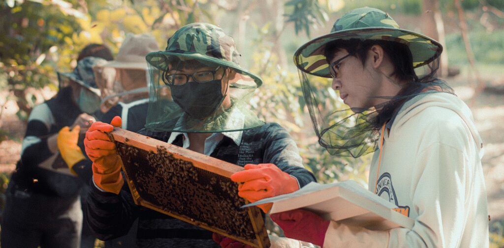 %E5%9C%96%E8%AA%AA%E4%B8%89%EF%BC%8C%E5%8B%9E%E6%95%99%E9%95%B7%E5%8D%93%E9%80%B8%E6%B0%91%E4%BB%A5%E9%96%8B%E8%A8%AD%E5%85%A8%E5%9C%8B%E9%A6%96%E5%89%B5%E7%B5%90%E5%90%88%E7%A4%BE%E6%9C%83%E5%AF%A6%E8%B8%90%E4%B9%8B%E6%B0%B8%E7%BA%8C%E4%BA%BA%E6%89%8D%E5%9F%B9%E8%82%B2%E8%AA%B2%E7%A8%8B%EF%BC%8C%E5%A5%AA%E4%B8%8B%E9%87%91%E7%B4%9A%E7%8D%8E%E3%80%82