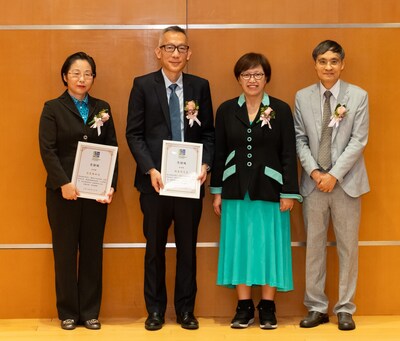 圖片說明：（由左至右） 張玉梅副部長，梅基發專員，鄺家賢會長，榮譽顧問陳弘毅教授。